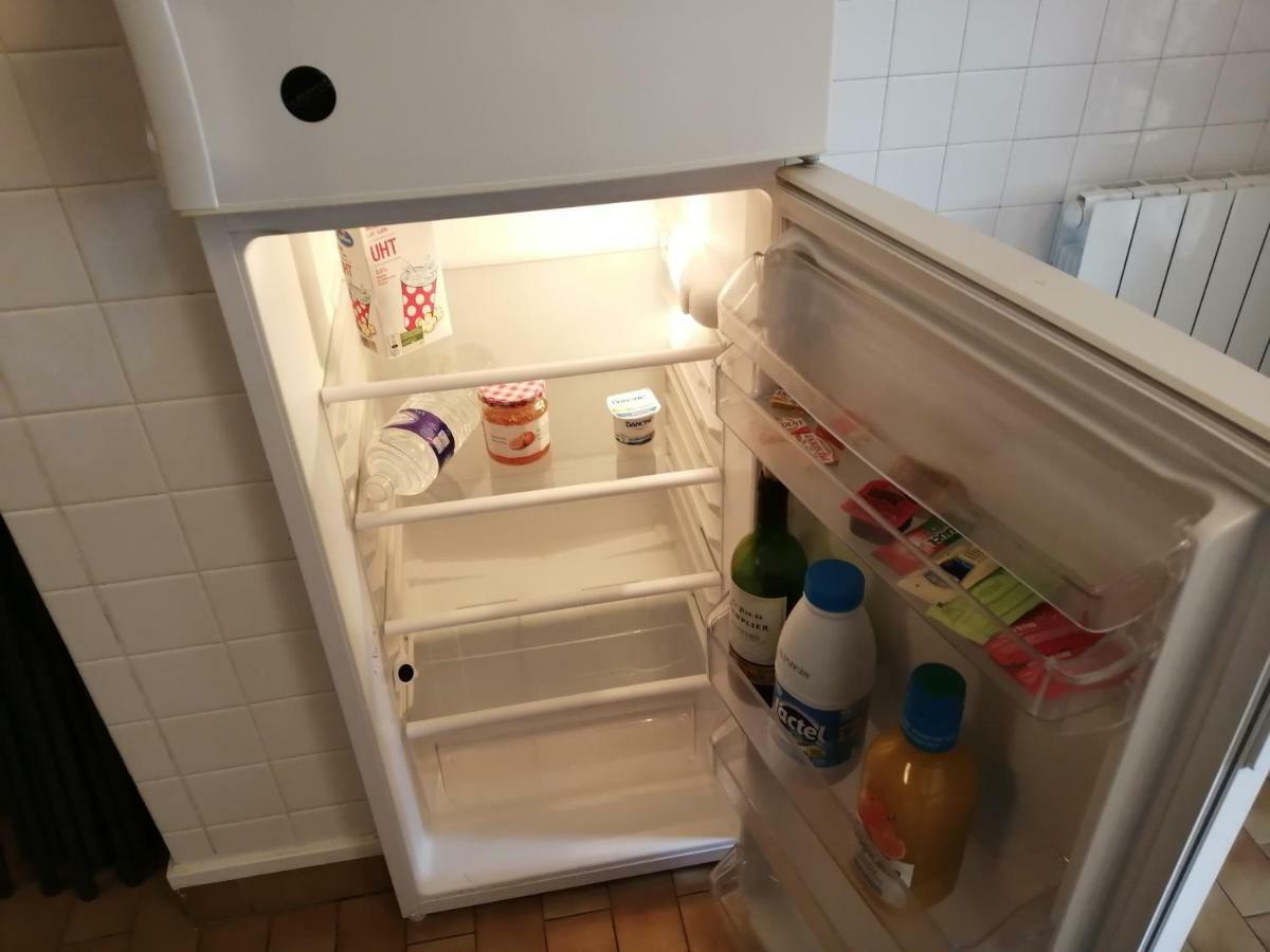 appartement type f2 proche PARIS 25 KM Andilly  Extérieur photo