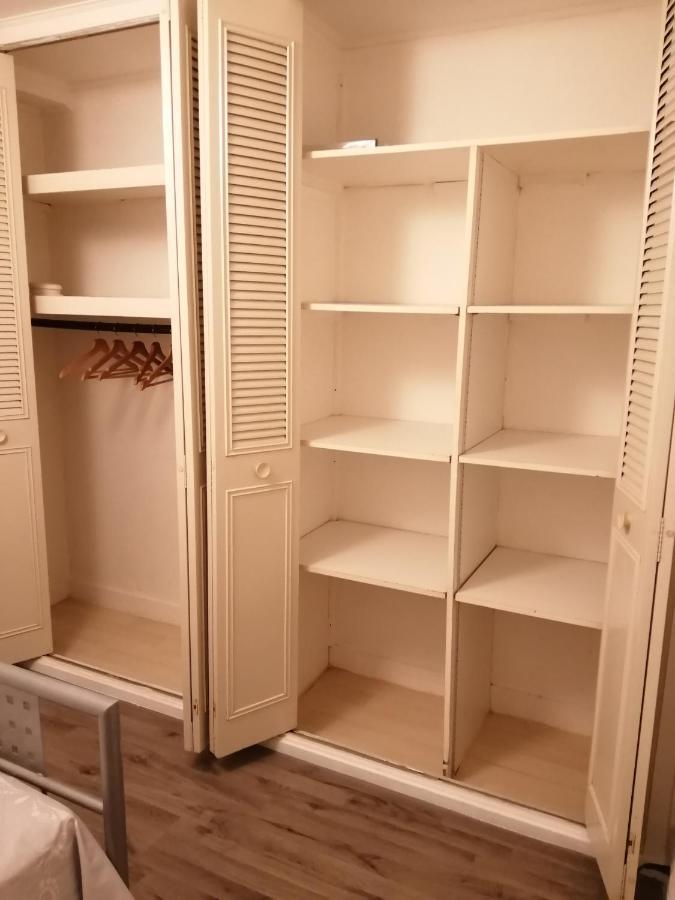 appartement type f2 proche PARIS 25 KM Andilly  Extérieur photo