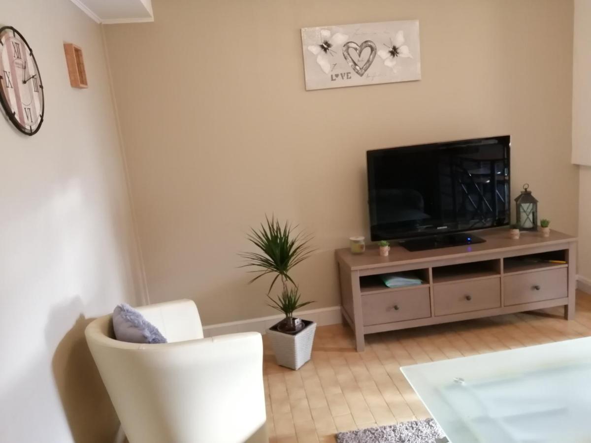 appartement type f2 proche PARIS 25 KM Andilly  Extérieur photo