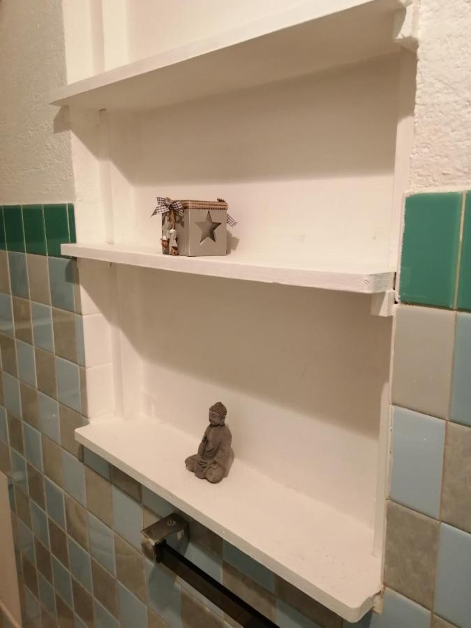 appartement type f2 proche PARIS 25 KM Andilly  Extérieur photo